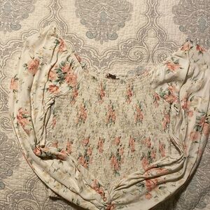 American Eagle floral pattern long sleeve crop top